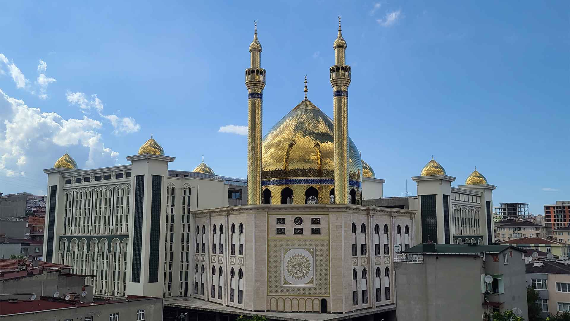 Zeynebiye Camii ve Kültür Merkezi